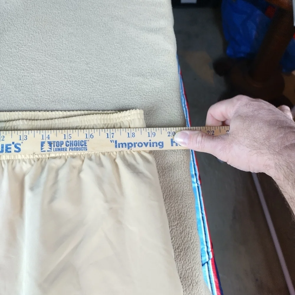 Champion Men's Size XL Performance Shorts Causal Wear New With Tags